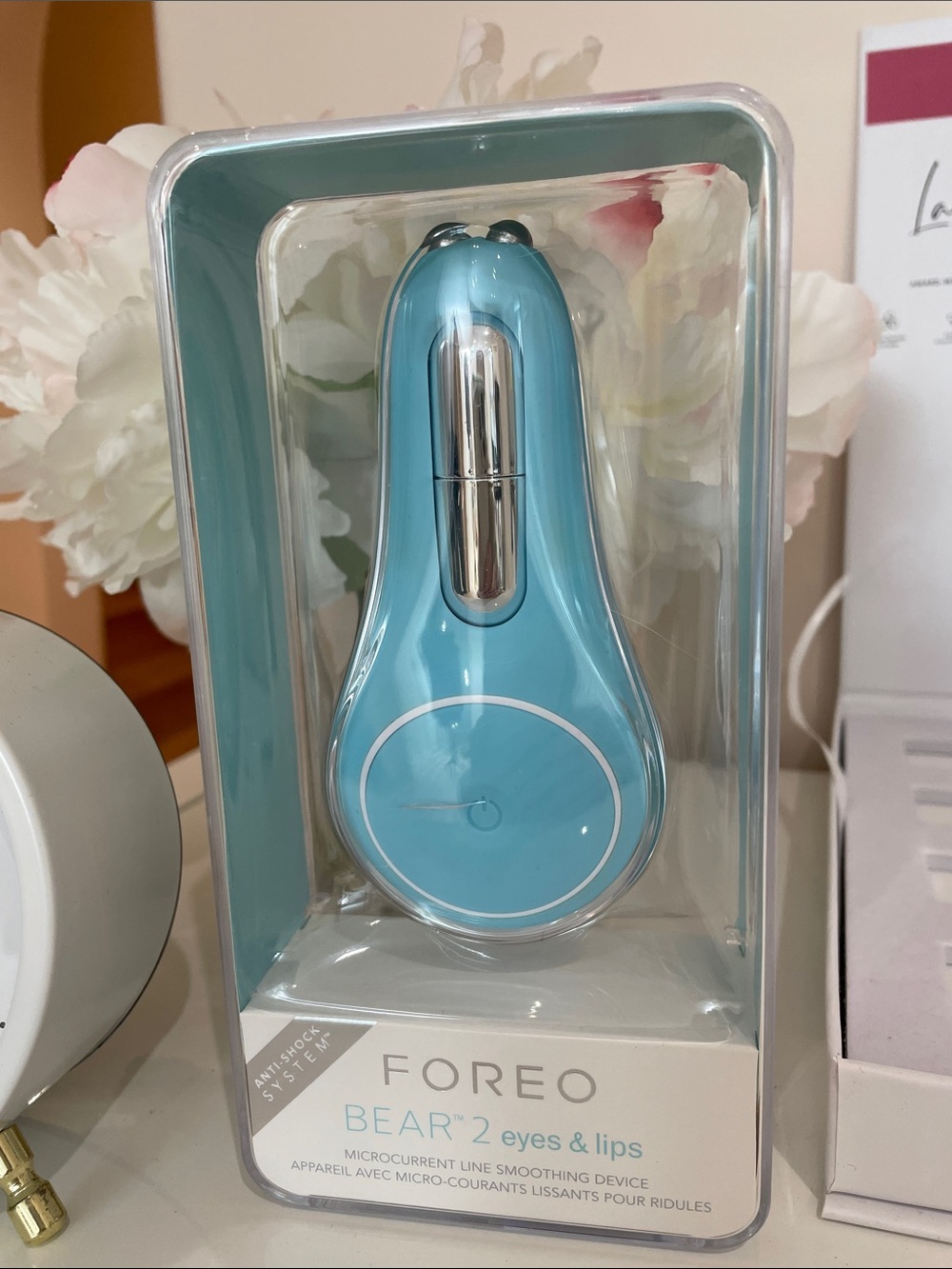 FOREO Bear 2 Microcurrent Eye & Lip Device in Aqua